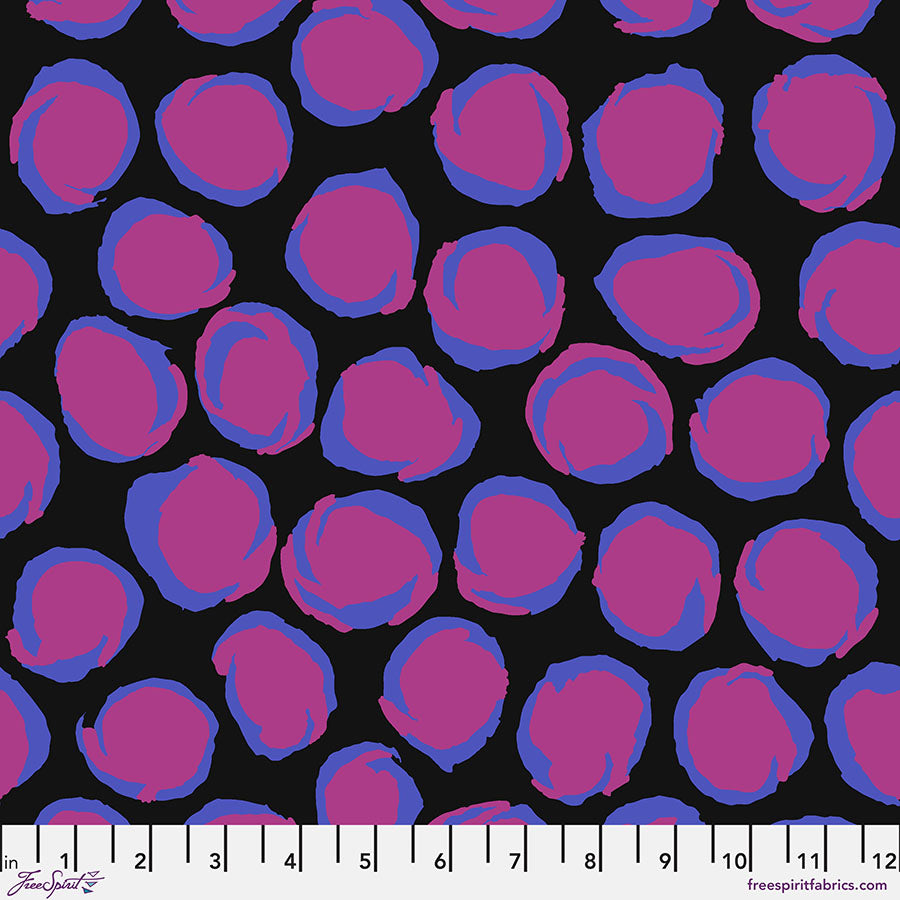 August 2025 - Twist - Black